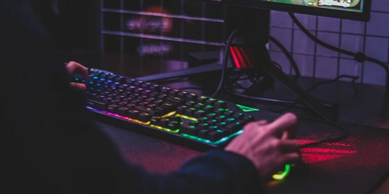 Best gaming keyboard under 100